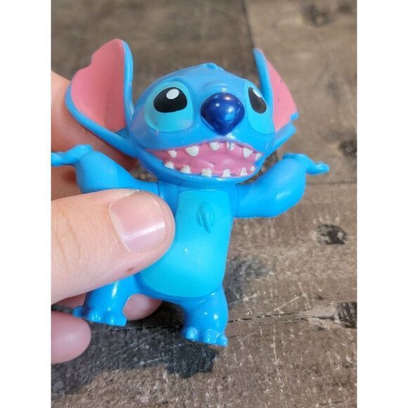 Lilo Stitch McDonald's Disney 2021 toy figure - Picture 2 of 4